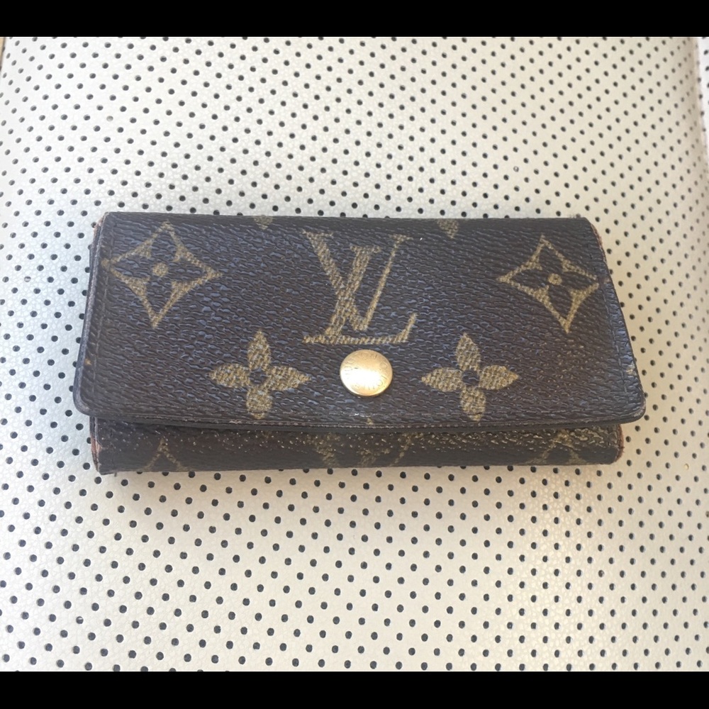 Louis Vuitton 4 Ring Key Holder